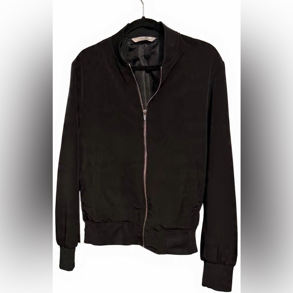 Zara Man- Sleek Bomber Jacket- Medium